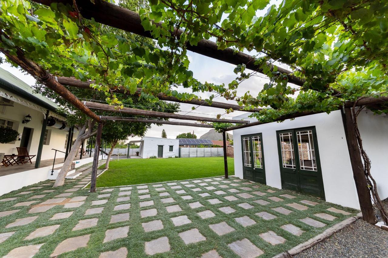 Graaff-Reinet Victorian Square Guesthouse מראה חיצוני תמונה
