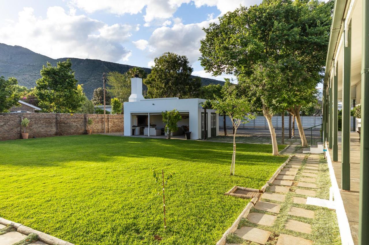 Graaff-Reinet Victorian Square Guesthouse מראה חיצוני תמונה