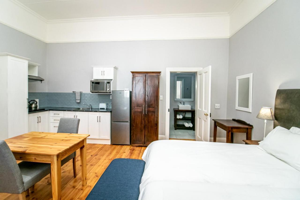 Graaff-Reinet Victorian Square Guesthouse מראה חיצוני תמונה