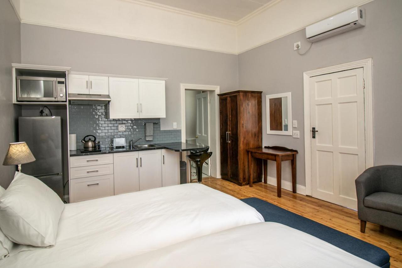 Graaff-Reinet Victorian Square Guesthouse מראה חיצוני תמונה