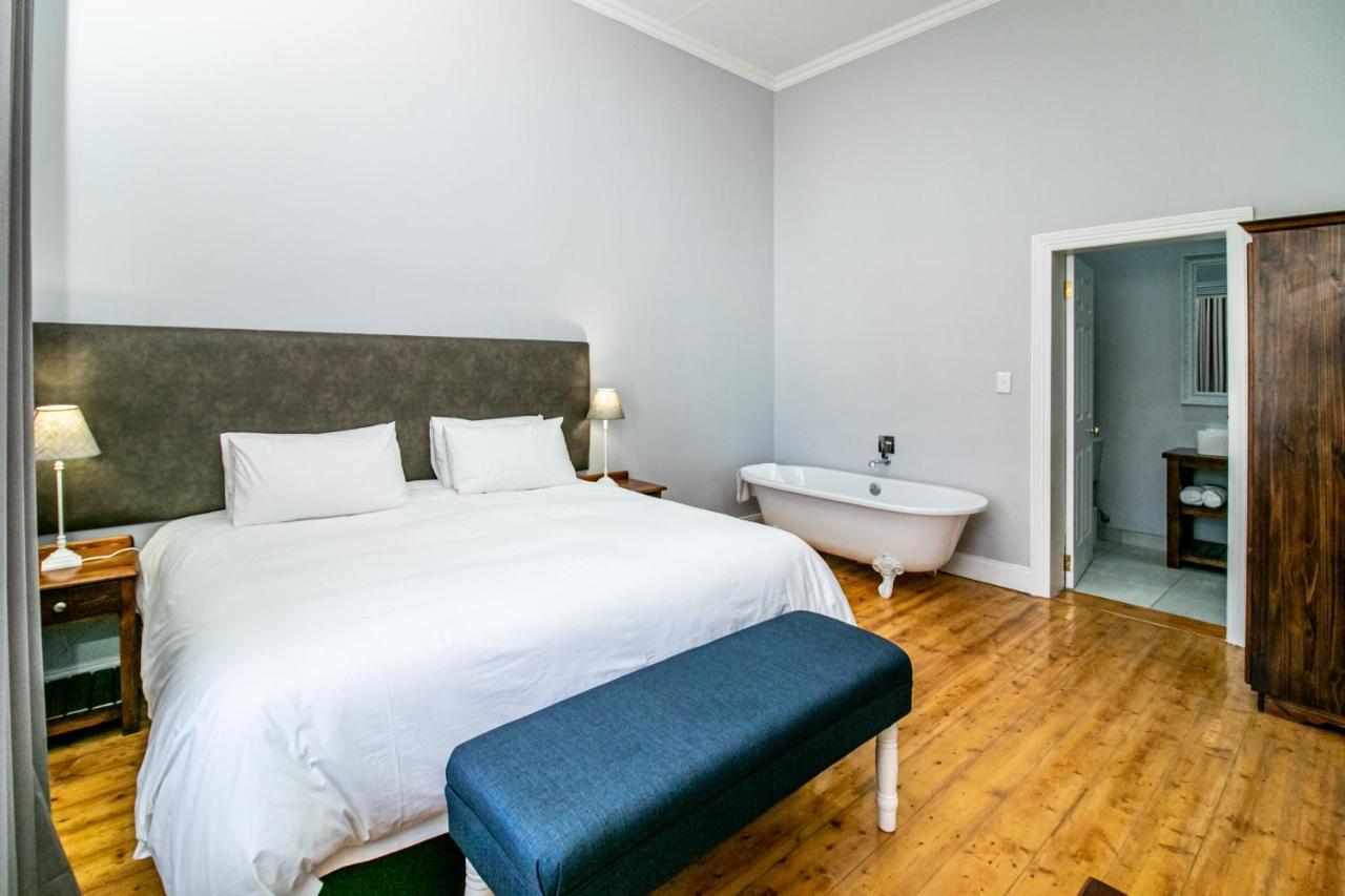 Graaff-Reinet Victorian Square Guesthouse מראה חיצוני תמונה