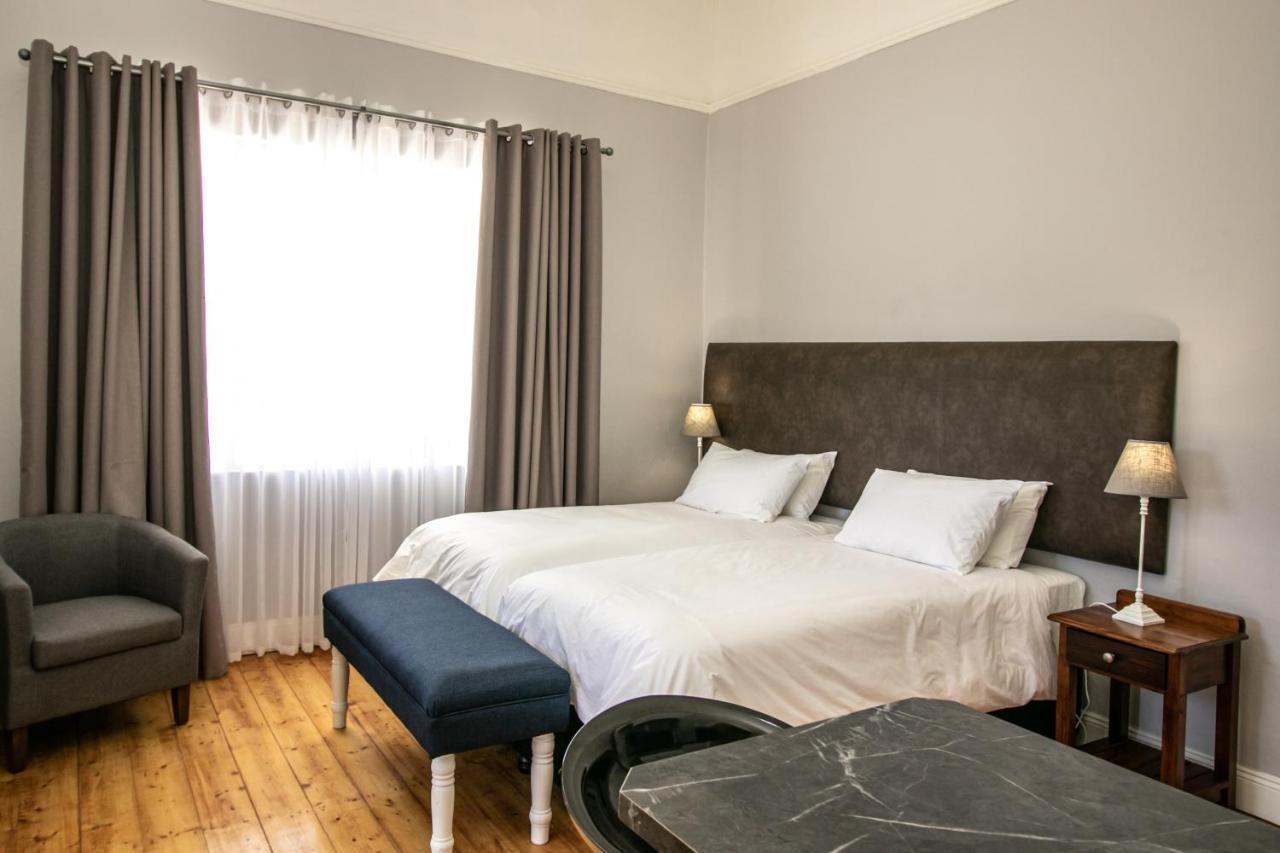 Graaff-Reinet Victorian Square Guesthouse מראה חיצוני תמונה