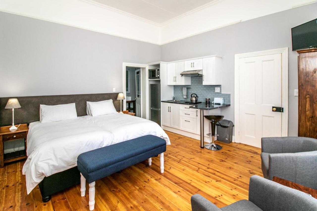 Graaff-Reinet Victorian Square Guesthouse מראה חיצוני תמונה