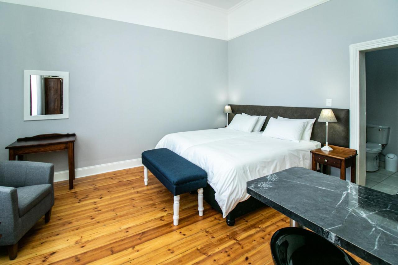 Graaff-Reinet Victorian Square Guesthouse מראה חיצוני תמונה
