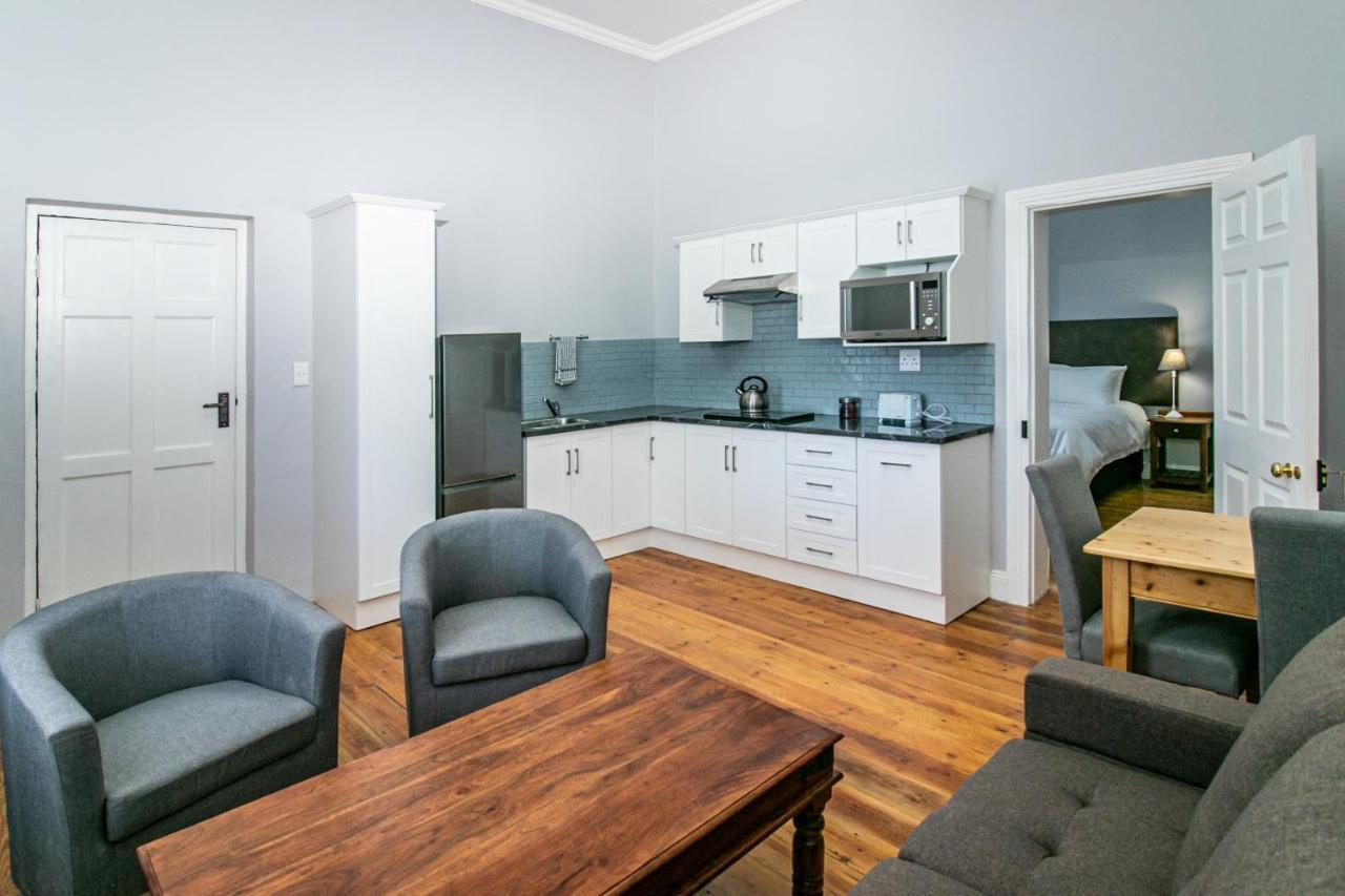 Graaff-Reinet Victorian Square Guesthouse מראה חיצוני תמונה